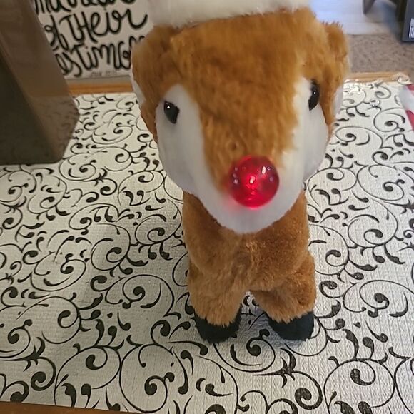 Red Nose Reindeer - Picture 8 of 8